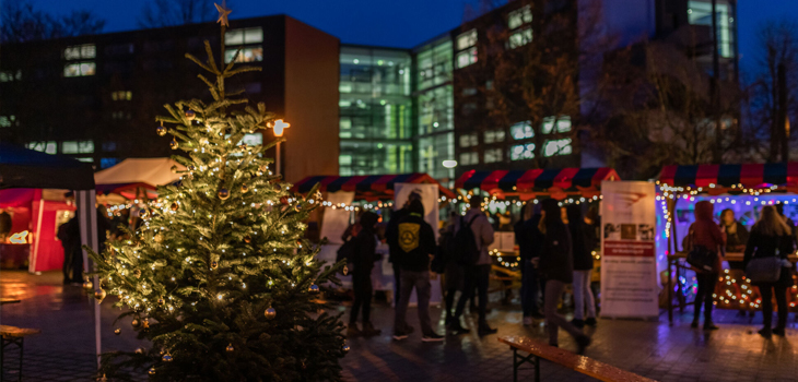 Weihnachtsmarkt auf dem Campus (Foto: Jana Dünnhaupt / OvGU Magdeburg)